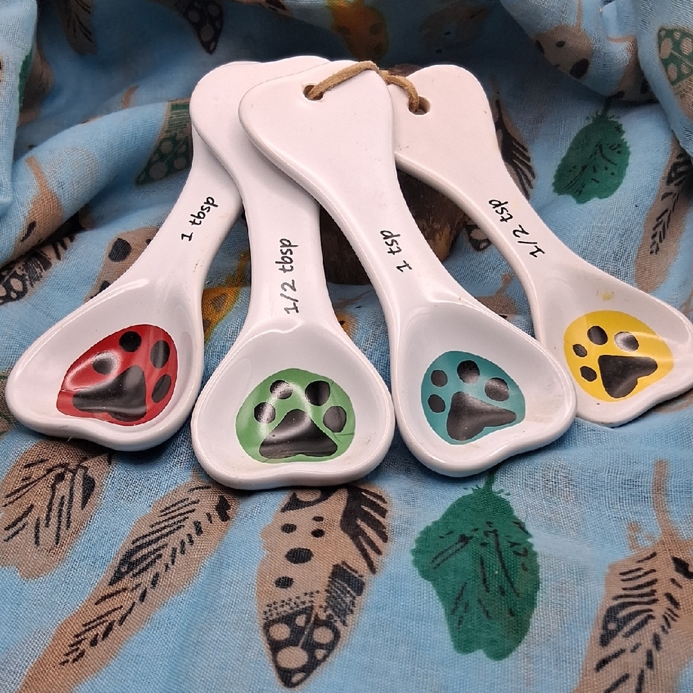 Colorful Paw Print Measuring Spoons